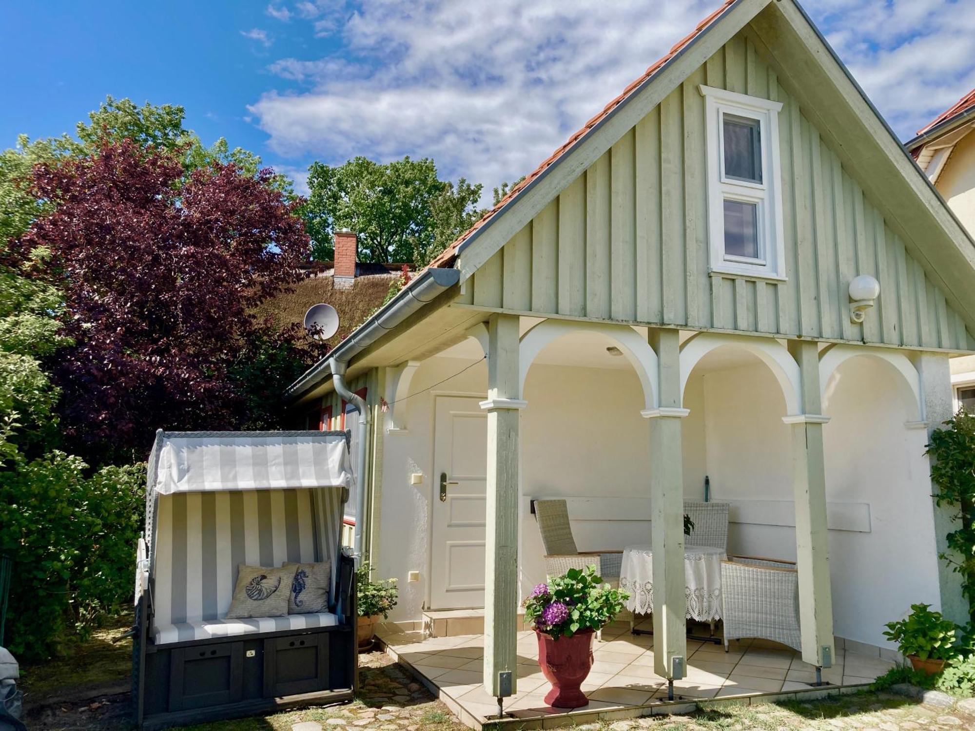 Villa Kleines Haus am Hafen - ruhig und grün am Ortsrand Prerow Exterior foto