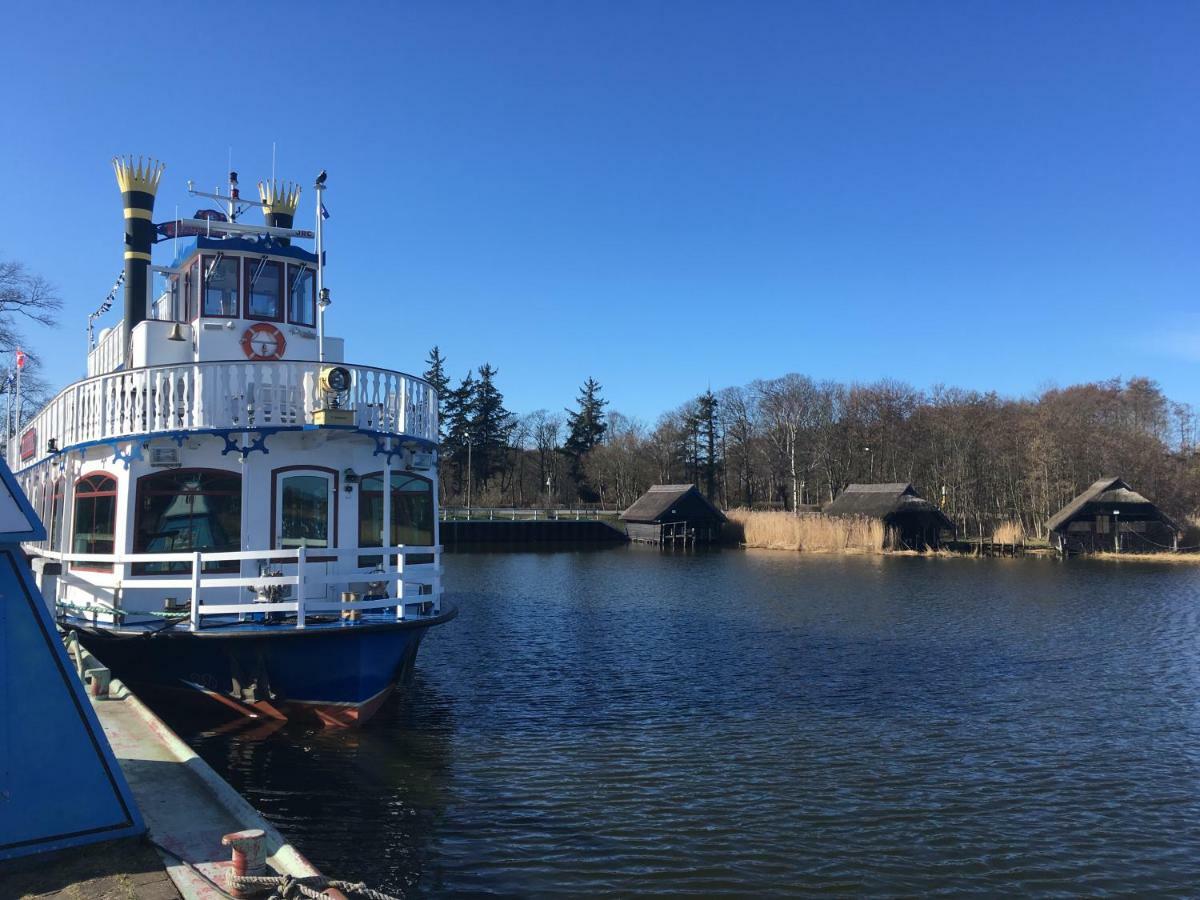 Villa Kleines Haus am Hafen - ruhig und grün am Ortsrand Prerow Exterior foto
